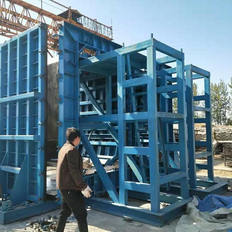 赫润简单便捷浇筑混凝土 出售预制混凝土方涵模具  方涵钢摸厂家