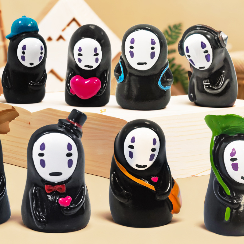 Artículos de comestibles japoneses Hayao Miyazaki lindo hombre sin rostro muebles para el hogar decoración de automóviles sala de estar decoración resina artesanías al por mayor