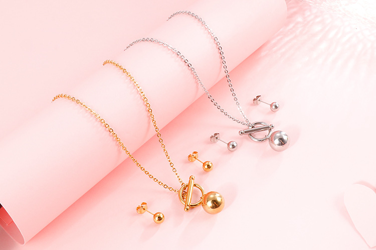 simple fashionable golden ball OT buckle necklace earrings stainless steel set wholesale nihaojewelr