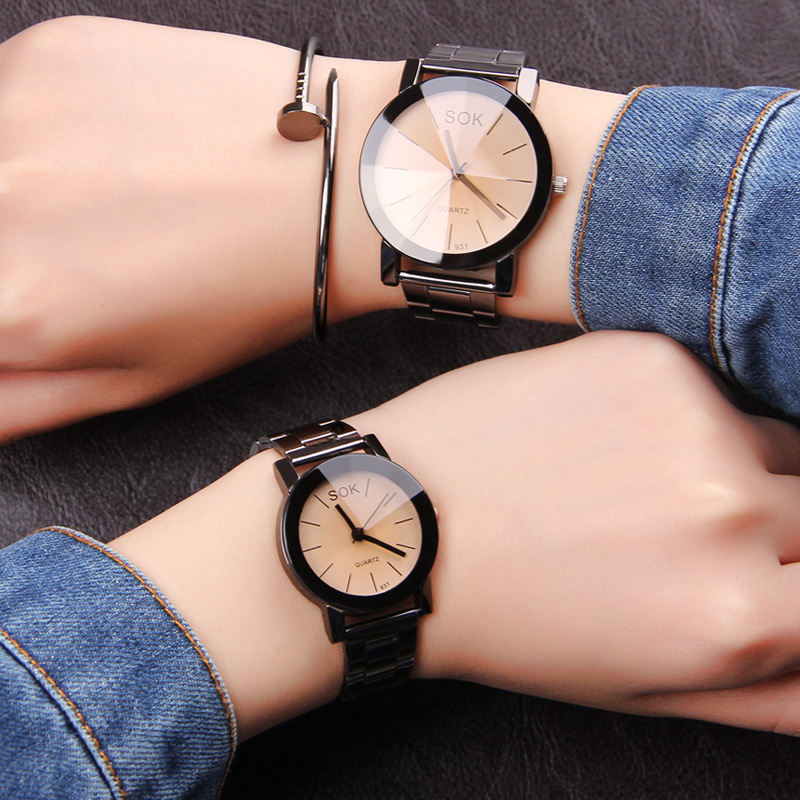 Foreign Trade Hot Selling Korean Fashion Trend Luminous Couple Steel Belt Watch Smiley Clover Student Explosion Watch