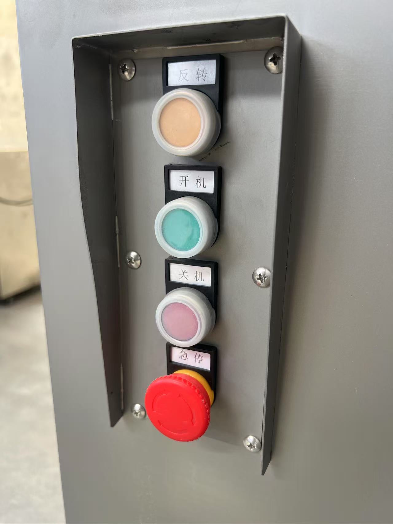 0553f9c7fa50e7d2daba7bb33f3e55