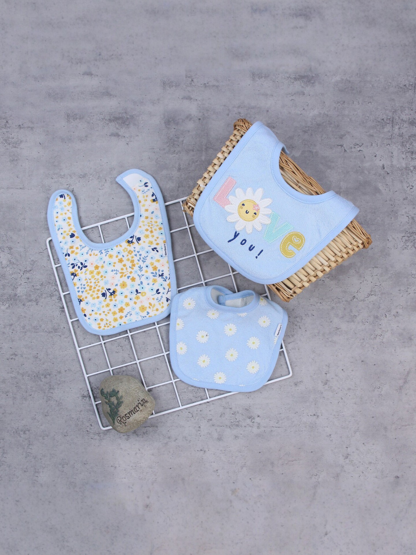 Baby toallas de saliva de algodón toallas de bebés absorción de agua baby cute anti-vomit leche de dibujos animados transpirables comercio exterior buckle