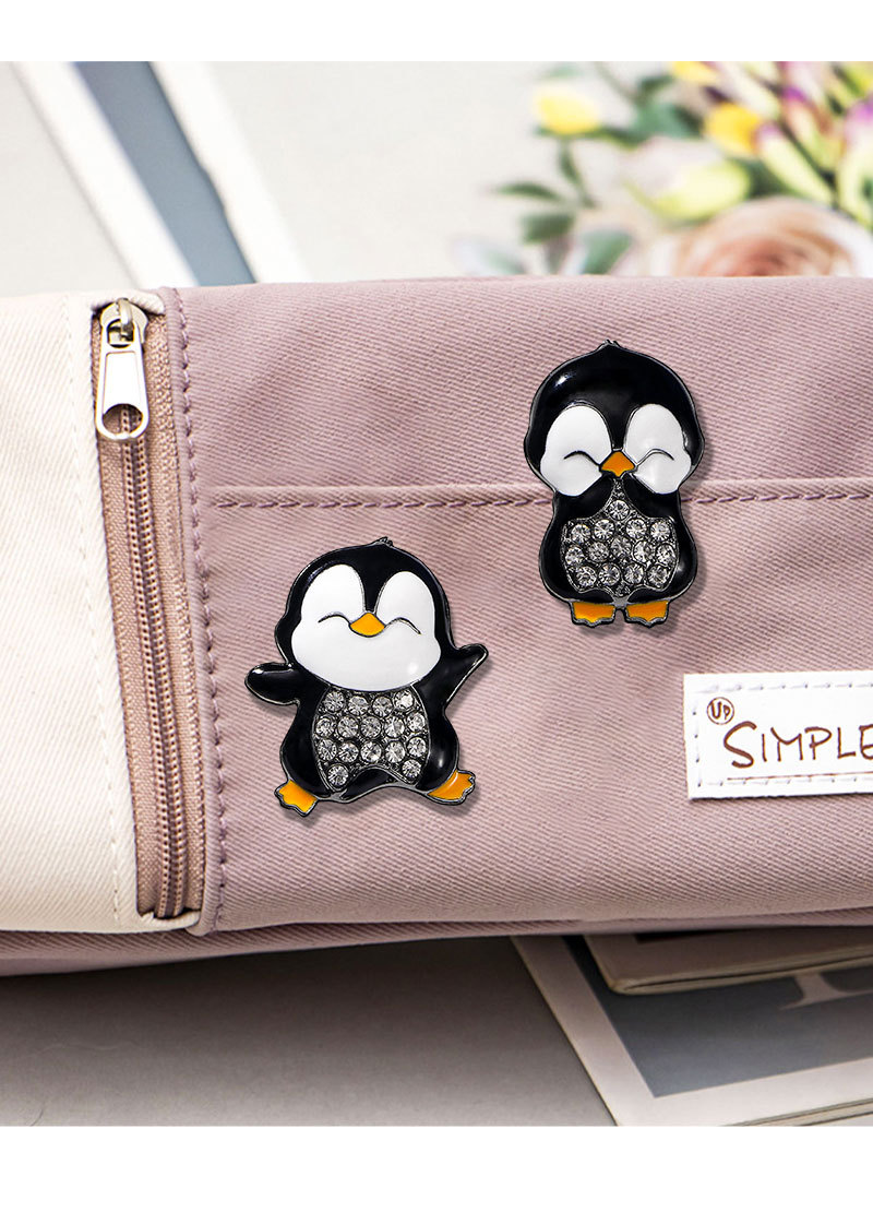 Enamel Design Cute Pin Penguin Alloy Enamel Unisex Brooches