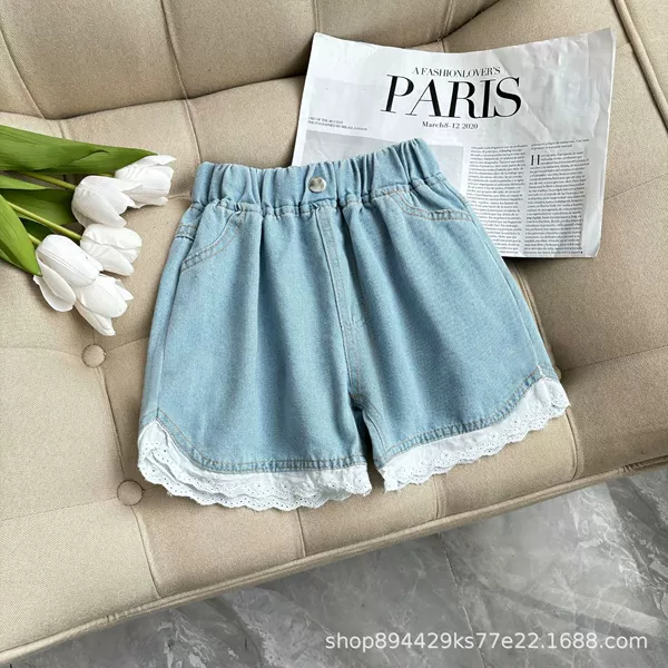 Lace shorts - simple style