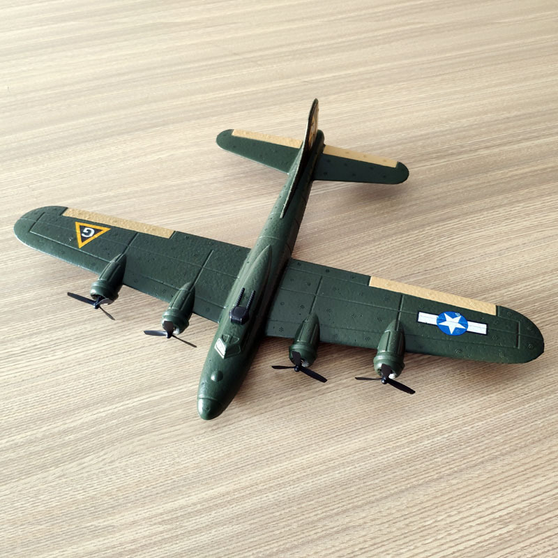 飞熊FX817遥控轰炸机B17滑翔机儿童电动航模玩具固定翼遥控飞机