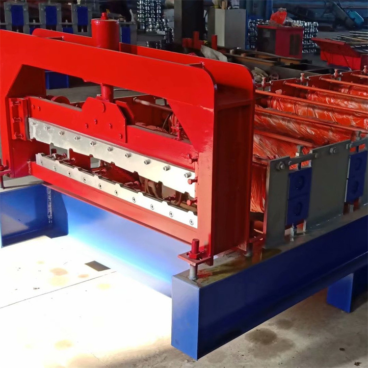 La primera mina suministra la columna de hormigón pretensado que forma la máquina recinto columna que forma la máquina modelo función completa