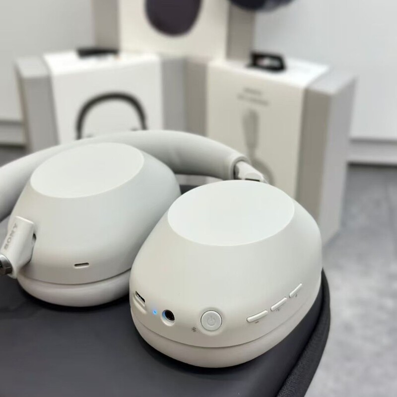 New Foreign Trade Model Wh-1000Xm6 Anc Over-Ear Active Noise-Cancelling Wireless Bluetooth Headphones Sports Earphones New Foreign Trade Model Wh-1000Xm6 Anc Over-Ear Active Noise-Cancelling Wireless Bluetooth Headphones Sports Earphones