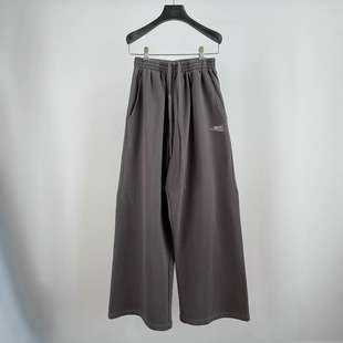 Correct Version B Cola crack worn trousers sweatpants smoky gray color matching loose version men's and women's same sweatpants