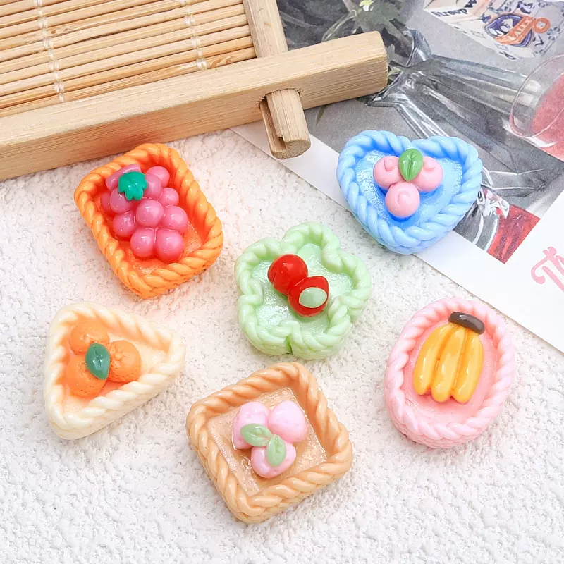 可爱草莓水果食玩diy奶油胶自制手机壳鞋扣发夹饰品树脂配件批发