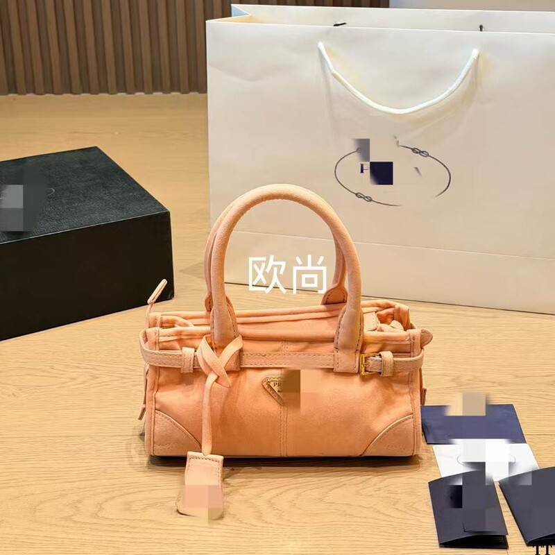 2025 New Hot-Selling Simple High-Quality Black Mini Oil Wax Leather Handbag Killer Bag Cowhide Shoulder Bag