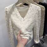 低领蕾丝打底衫女内搭2025秋冬季加绒加厚V领高级感收腰外穿上衣