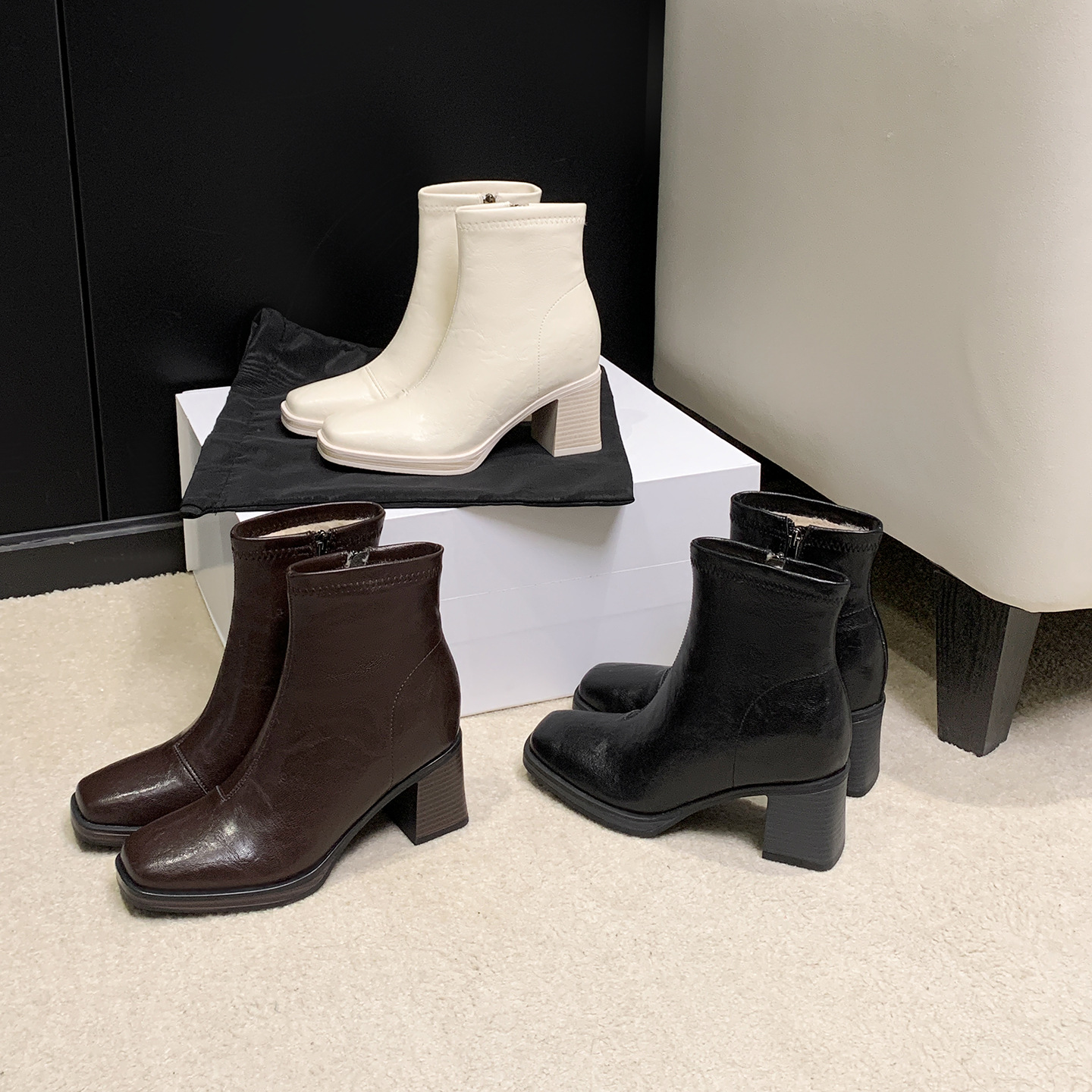 Chunky Heel Square Toe Short Boots High Heel 2026 Autumn and Winter Retro Warm Thick Velvet Side Zipper Elastic Slim Boots Women's Martin Boots