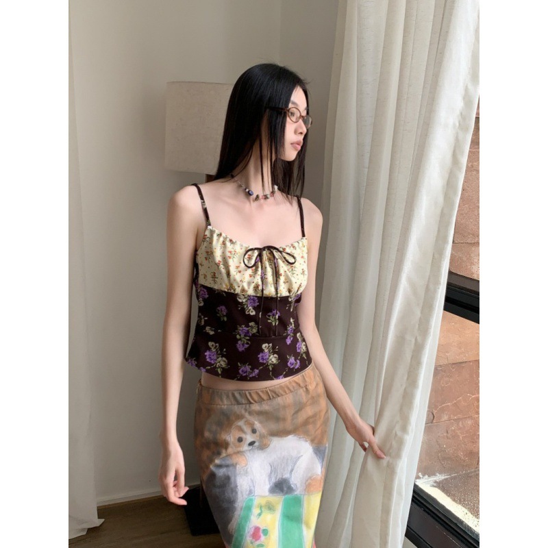 Real Shot of Ready-Made Suspenders with Floral Elements, Color-Blocked Laces, Adjustable Vest and Skirt