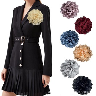 10������ˬ�����ֹ���ˇ���w�ջ��ػ��l�A���b�����������S��