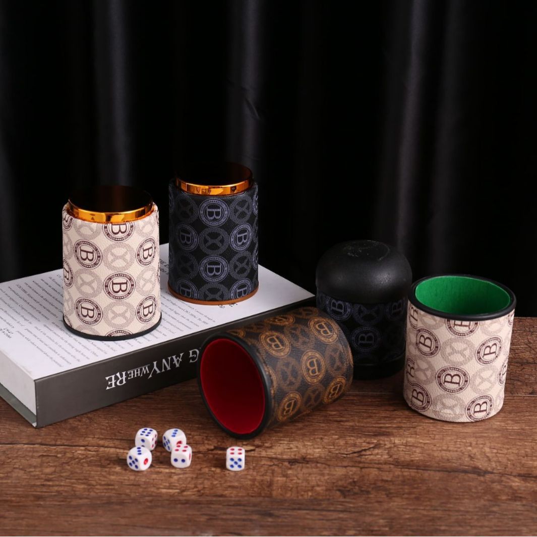 Bar KTV Dice Bowl Set Creative Leather Bowl Dice Shaker with Fleece Noise Reduction Leather Dice Bowl Silent Shaker