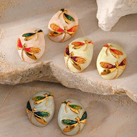 项链;戒指;耳环