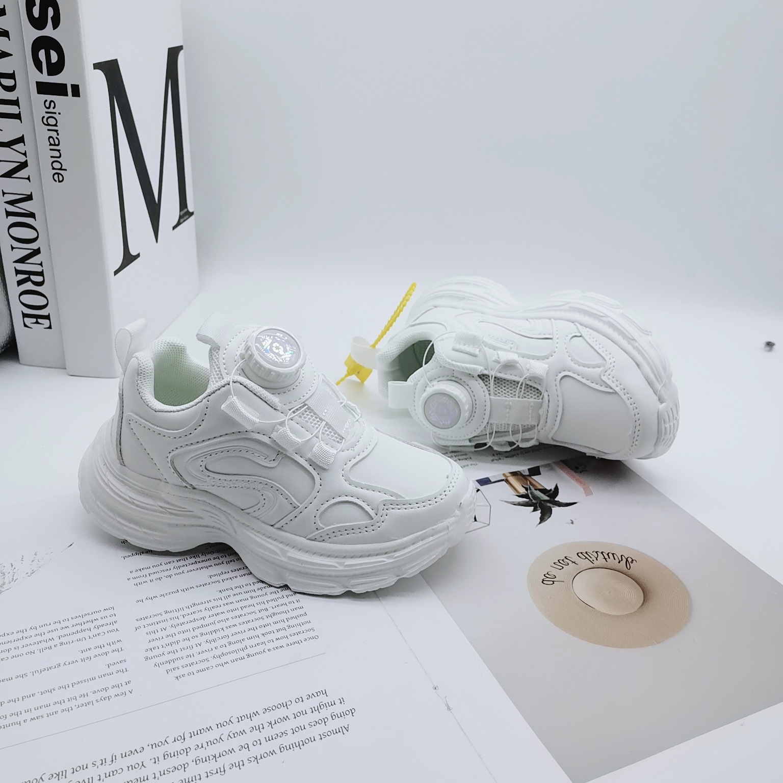 2025 primavera zapatos para niños de 5 - 9 años de edad piel zapatos deportivos para niños grandes zapatos para correr línea de cubierta de suela ligera niños