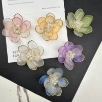 Новый стиль ручной работы смолы лотос DIY ювелирные аксессуары цветы серьги для волос обувь цветочная одежда головная уборка брошь аксессуары для одежды