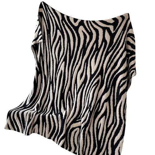 Zebra pattern sofa knitted throw blanket half-edge velvet lunch break blanket bed decorative bedside towel soft velvet blanket