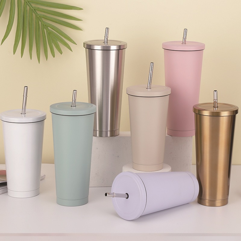 Acero inoxidable gran capacidad 750ml acompañado de pareja de color gradiente tazas de automóvil tazas de hielo de paja de verano impresión