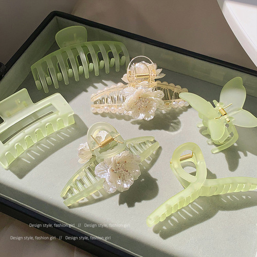 French Elegant Light Green Clip Women's New Acrylic Super Fairy Camellia Shark Clip Back of the Head Clip Headgear
