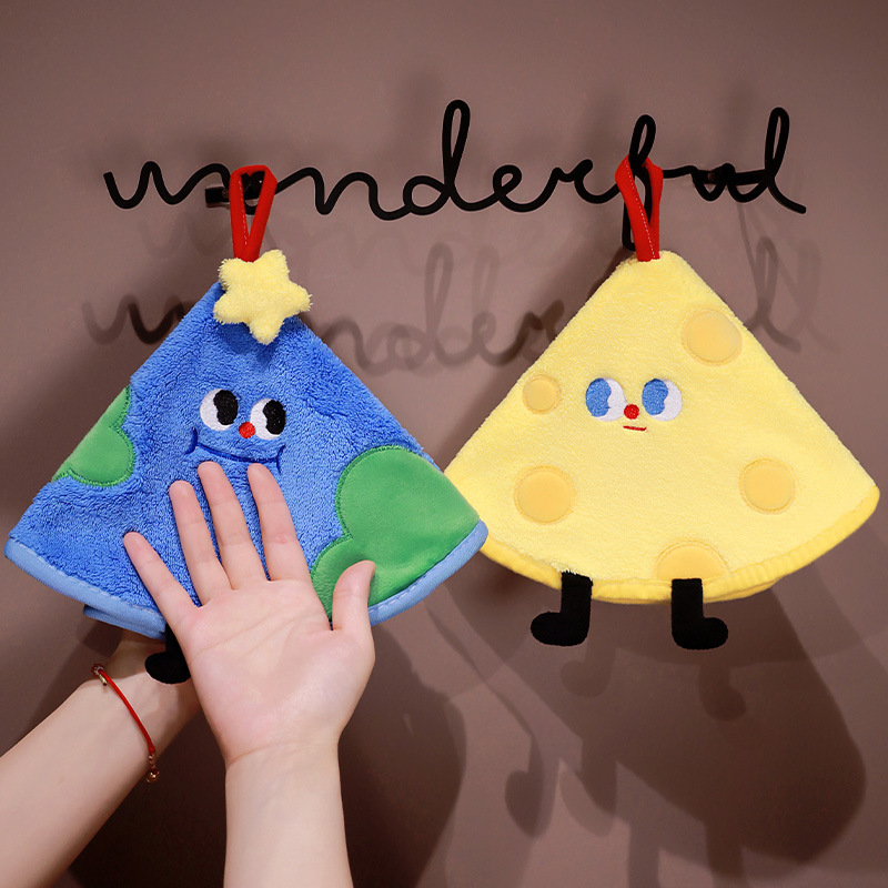 New cute cartoon hanging towel dirty easy to clean kitchen absorbent wipe handkerchief coral fleece towel wholesale New cute cartoon hanging towel dirty easy to clean kitchen absorbent wipe handkerchief coral fleece towel wholesale