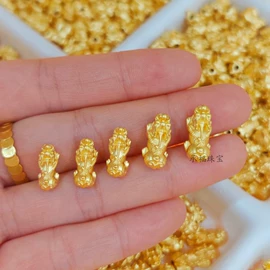 黄金手饰;黄金项饰;金属工艺品