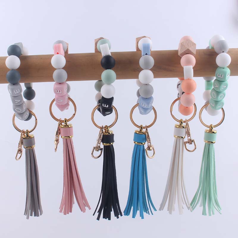 Nuevo cuero creativo pu borla colgante DIY nombre silicona cuentas colgante pulsera llavero Accesorios