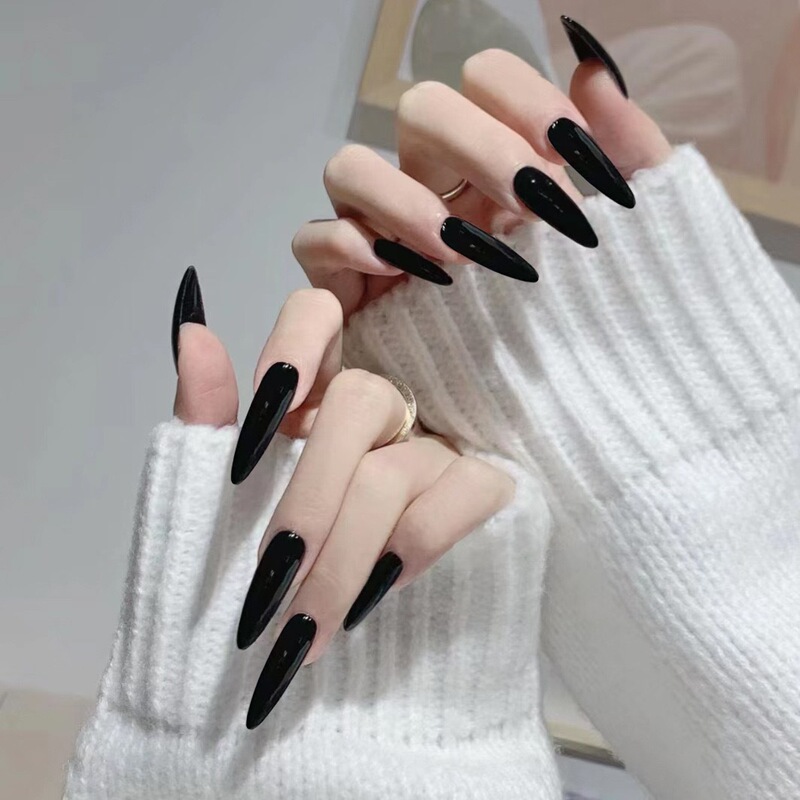 Minimalist Pure Desire Style Solid Color Brightening Long Halloween Nail Tips Wearable Detachable Dark European and American Nail Tips