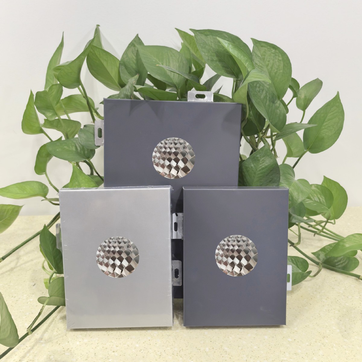 外墙铝蜂窝板装饰一体板铝蜂窝吊顶板蜂窝大板专业生产厂家