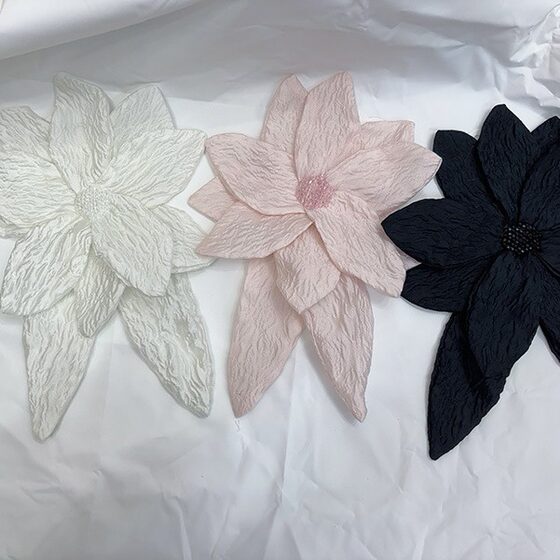 European and American Retro Three-dimensional Flowers All-match National Style Jacquard Craft Clothing Auxiliary Flower Seam Bead Flower Heart Spring and Summer All-match