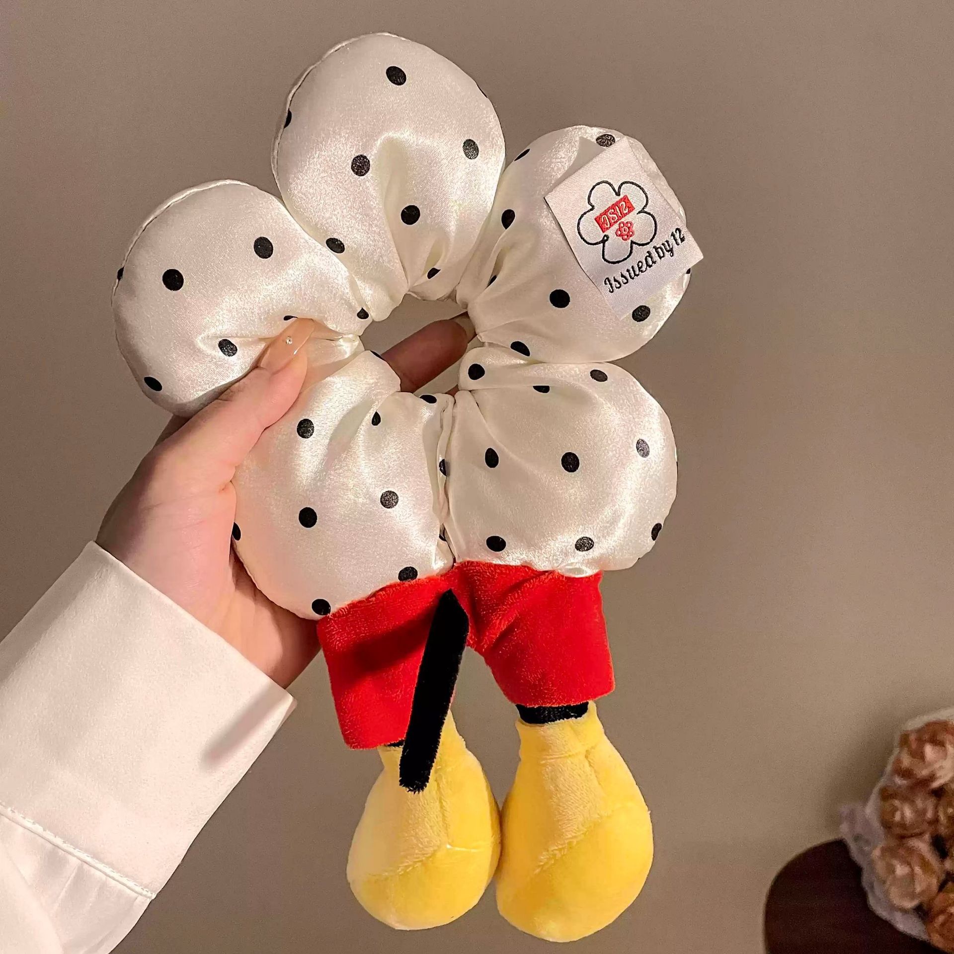 Mickey culo anillo de cabello pequeño libro rojo explosión punto de onda rojo adorable peluche adornamiento de cabello intestino grueso anillo de cabello cuerda de cabeza