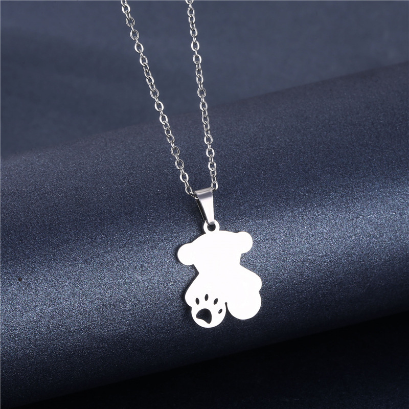Cross-border Sold Jewelry Supply Personality Stainless Steel Flower Heart Clavicle Chain Necklace Female Geometric Accessories Pendant Wholesale display picture 26