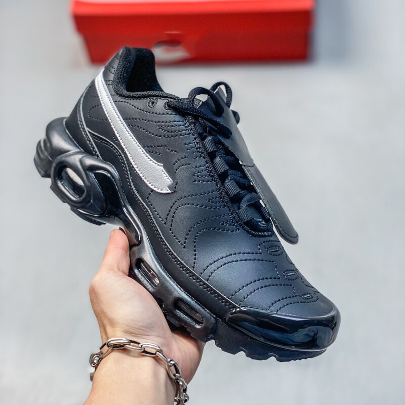 TN's new MAX PLUS air-cushioned running shoes are breathable, comfortable, stylish, versatile, and suitable for both men and women TN's new MAX PLUS air-cushioned running shoes are breathable, comfortable, stylish, versatile, and suitable for both men and women