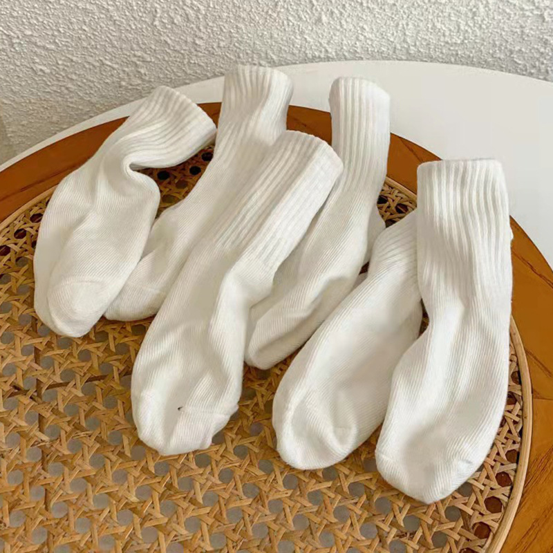 Calcetines de estudiante-blanco puro / Código S 3-5 años de edad (se recomienda usar zapatos 23-26 yardas)
