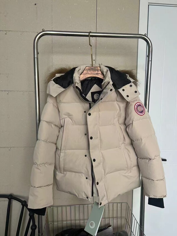 新款高端大鹅大口袋男羽绒服连帽加厚保暖防风毛领夹克女毛领外套|undefined