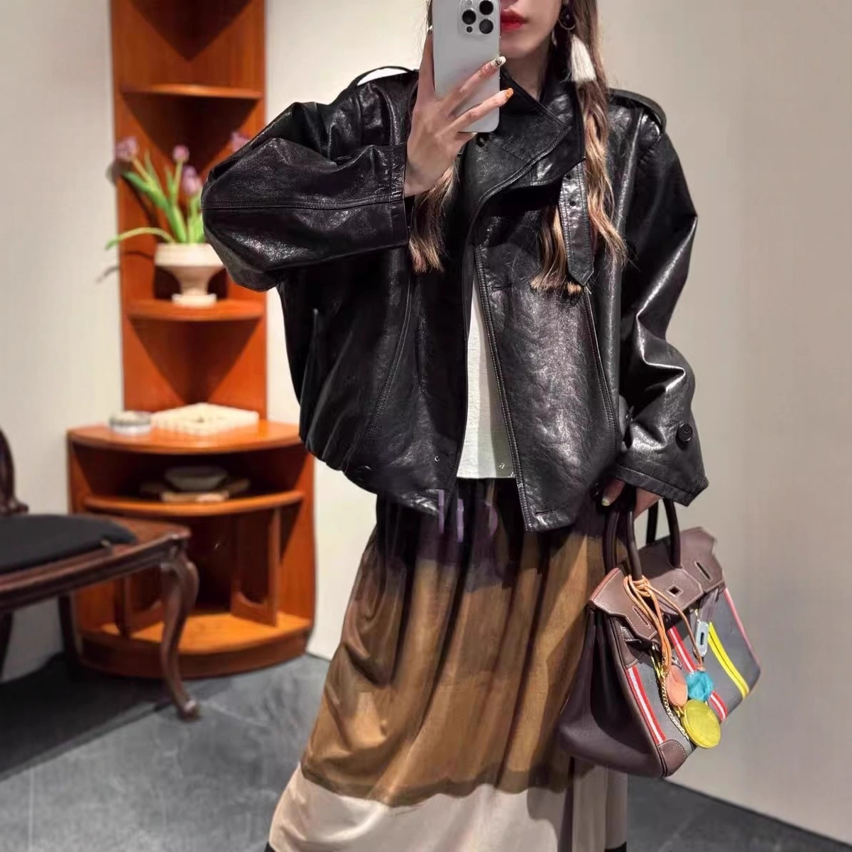 [Thane Leather Jacket] Lambskin Motorcycle Genuine Leather Vegetable Tanned Sheepskin Jacket Women's 2025 Spring and Autumn Loose Leather Jacket