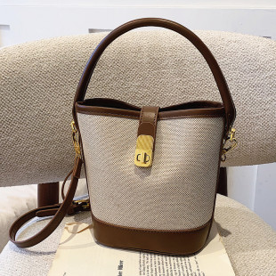 This year's popular super popular niche bag 2023 new women's bag summer Western style all-match messenger bag portable bucket bag