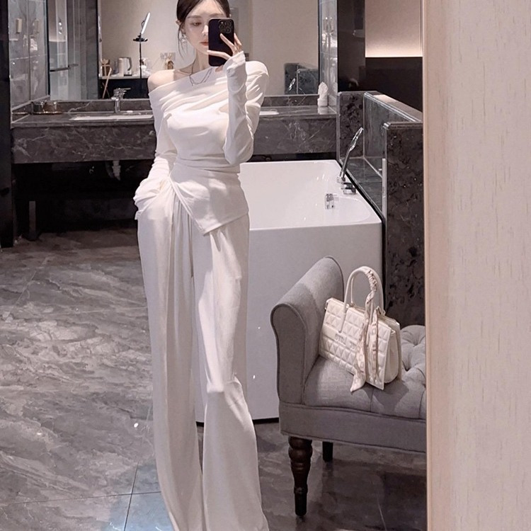 화이트 탑+와이드팬츠 투피스세트