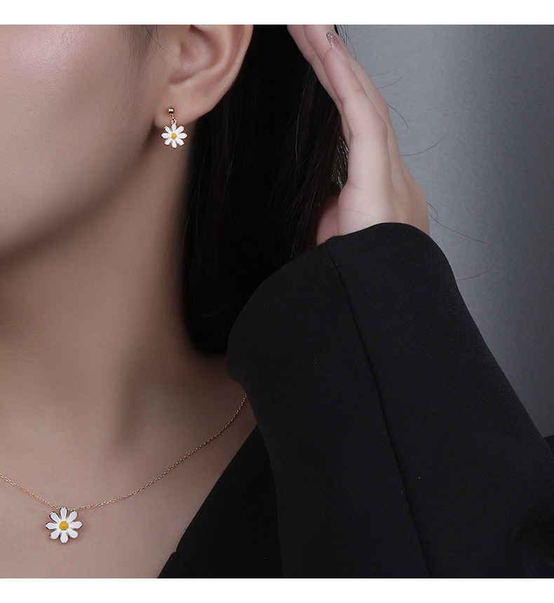 Gänseblümchen Kette Und Ohrstecker Set Aus Silber Für Damen_voghion.com