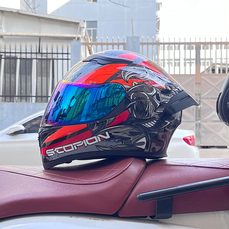El casco completo del casco de la cola grande de la motocicleta Jiekai se puede instalar con auriculares Bluetooth