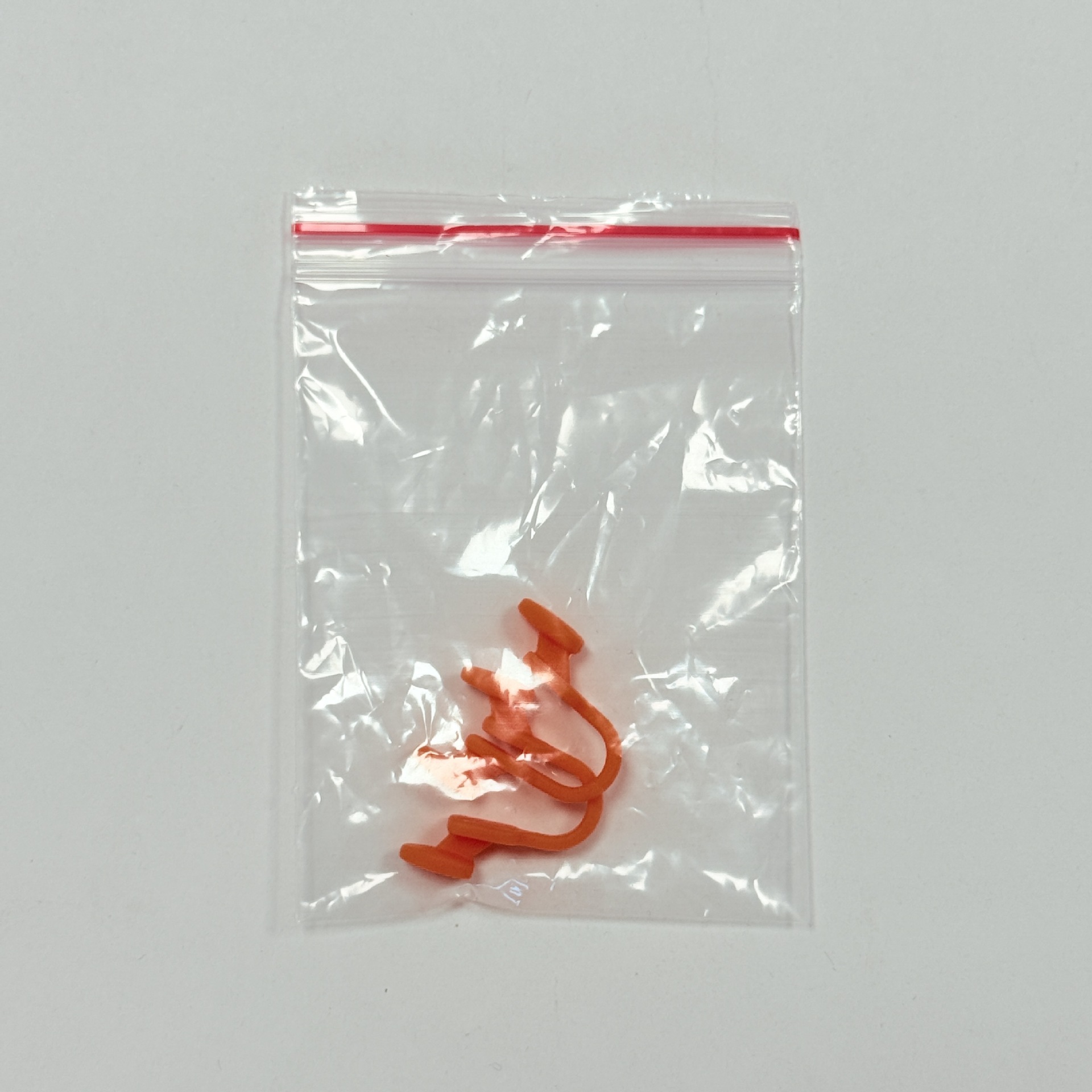 Suministro transfronterizo Mini sujetador de ronquidos elástico de silicona con caja de color Juego completo de ventas directas de fábrica anti-ronquidos