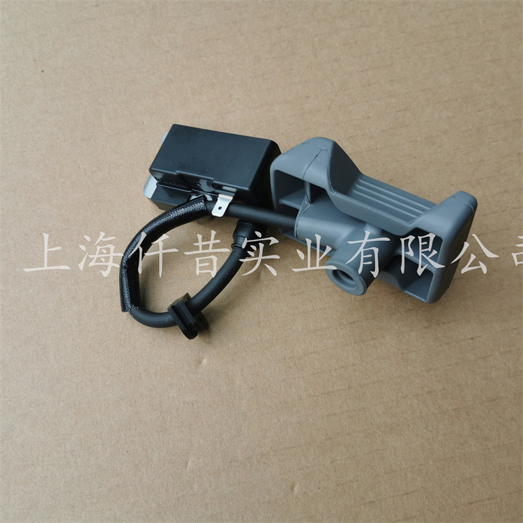 胡斯华纳富世华570 580BTS 578BTF吹风机高压包点火线圈587984501