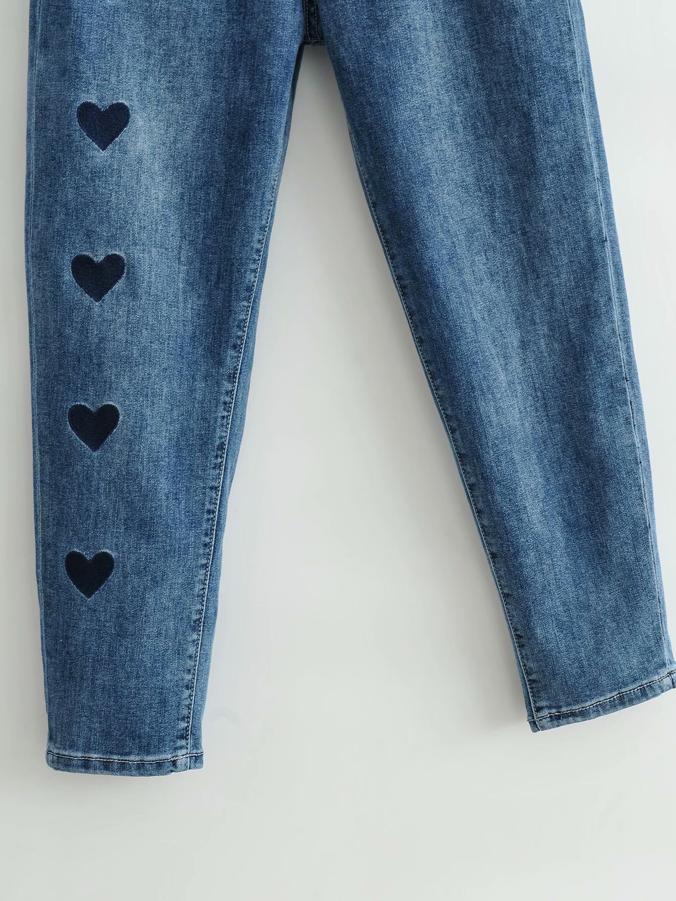 sweetheart embroidery casual nine-point jeans  NSAM38947