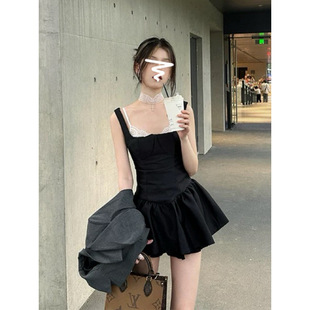 �كɼ��ٽz�����B��ȹ���|�ļ��¿ʽ�@�������߼��к�ɫ����ȹ