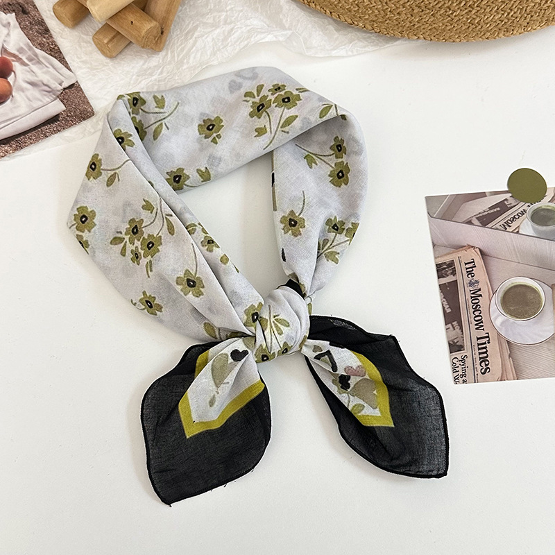 Una toalla de seda de algodón cuello pequeña toalla cuadrada de alta calidad nueva toalla de punto de onda universal correa de pelo protector de cuello pequeño chal