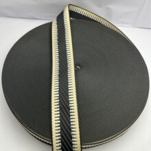 2���]���κ����װ�ɫ���y���i߅�Ứ����5���ױ���玧�¿�б�y