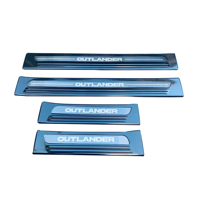 Adecuado para Mitsubishi 22 outlander puerta tira bienvenida pedal de acero inoxidable dentro y fuera de la puerta tira decorativa tira brillante
