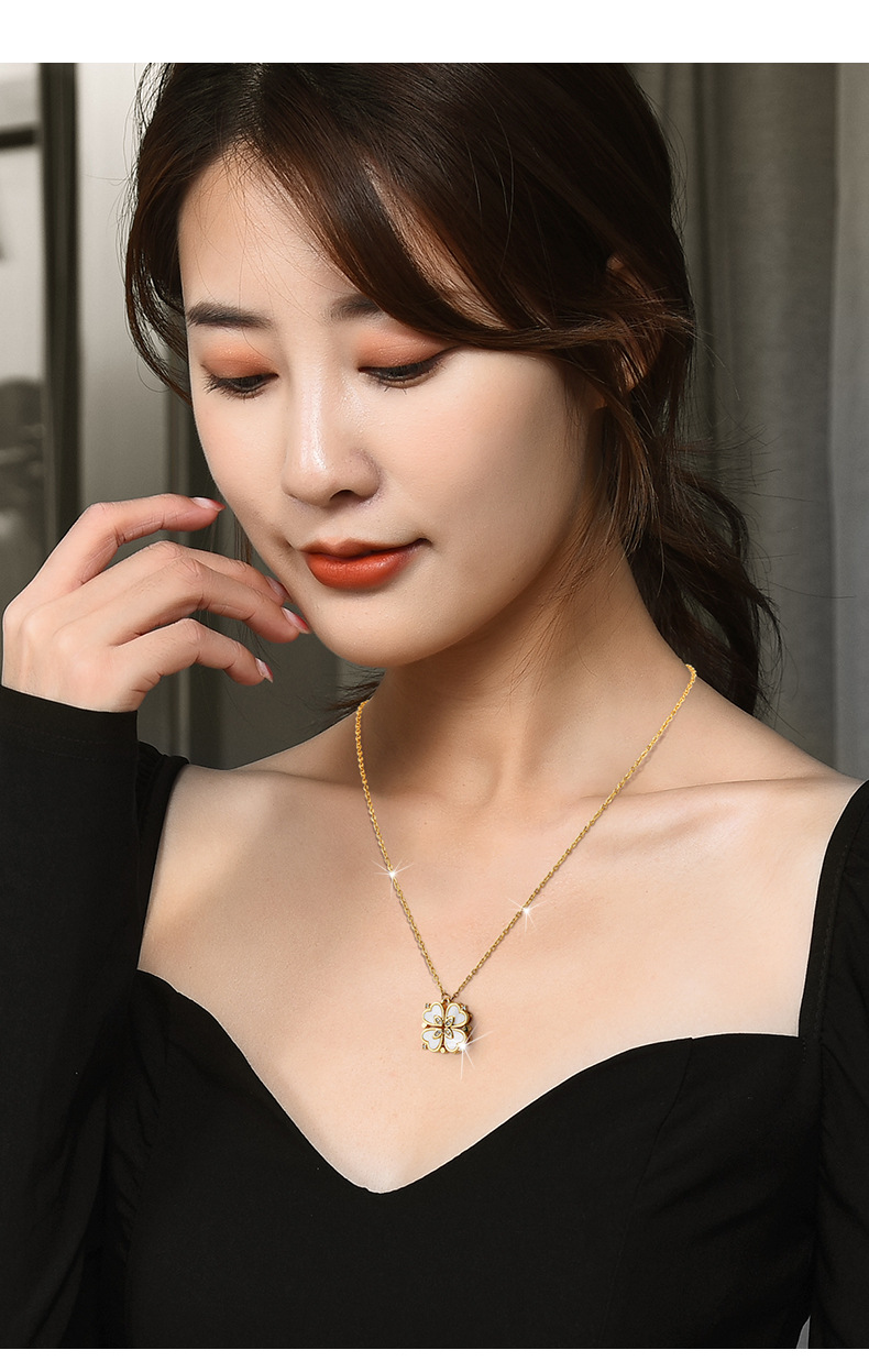 Simple Style Heart Shape Titanium Steel Patchwork Rhinestones Necklace 1 Piece