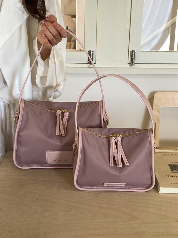Bolsa de tela de nylon de gran capacidad para mujeres verano 2026 nueva moda moda moda bolsas de almohada de viaje bolsa de ocio